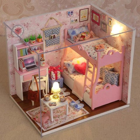 Wooden DIY Doll house Handmade Doll House Furniture Kit Miniatura Doll House Mini Dollhouse Toy for Children Birthday Gifts