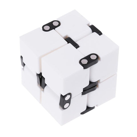 1PC 3D Magic Cubes Toy Hand Game Case Box Fun Brain Game Challenge Toys Kids Educational Toys for Children Gift Toy